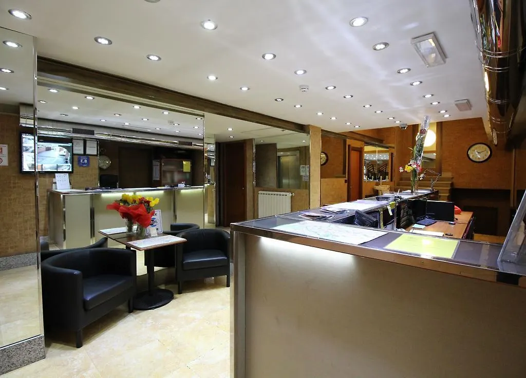Residence Candia Roma Italia